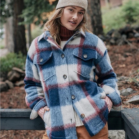 Marine Layer Jackets & Blazers - MARINE LAYER Cozy Plaid Shacket Jacket - Blue & Cream